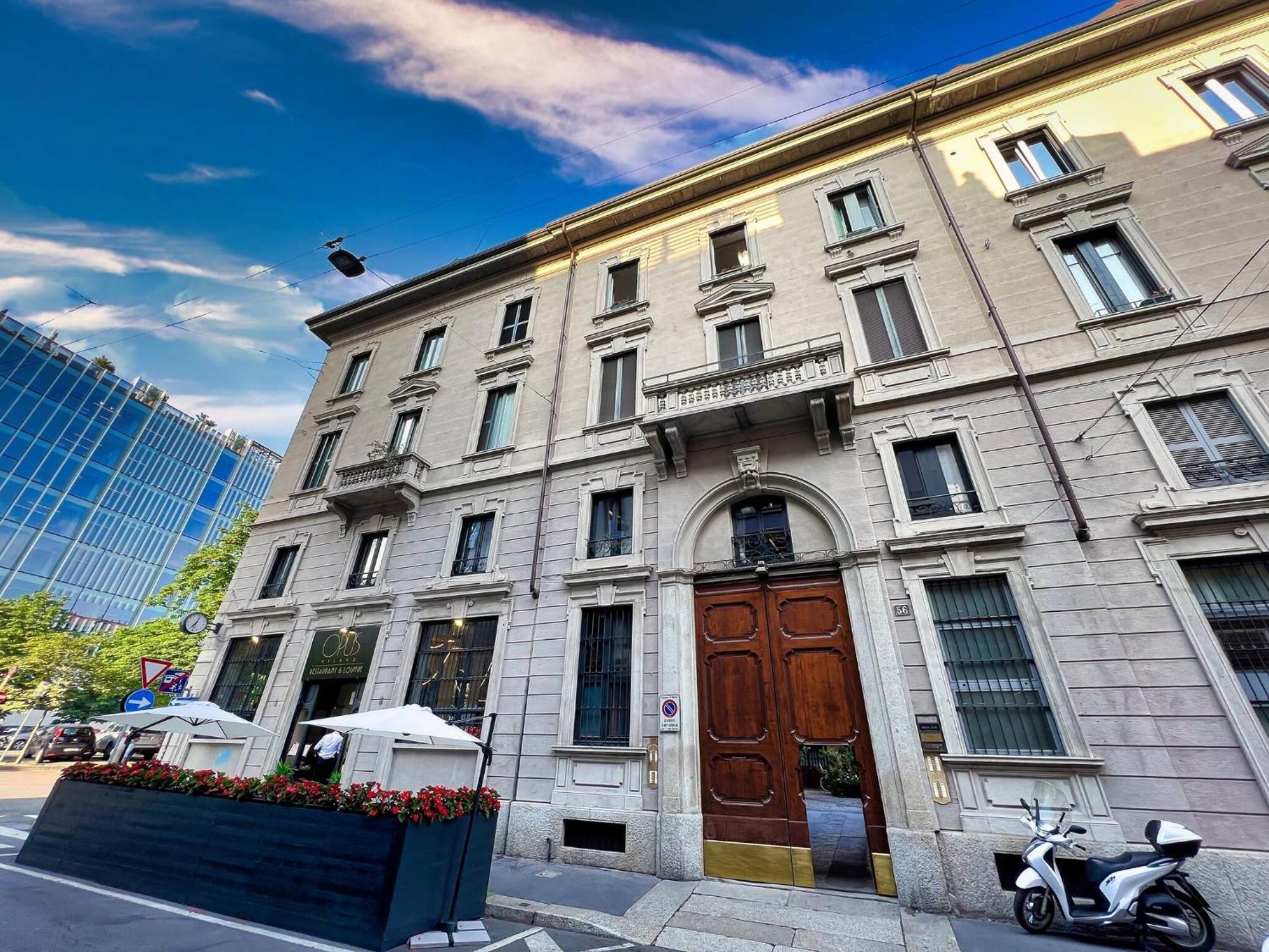 Chic Penthouse - Domotic Comfort In Milans Trendy Nightlife District Apartamento